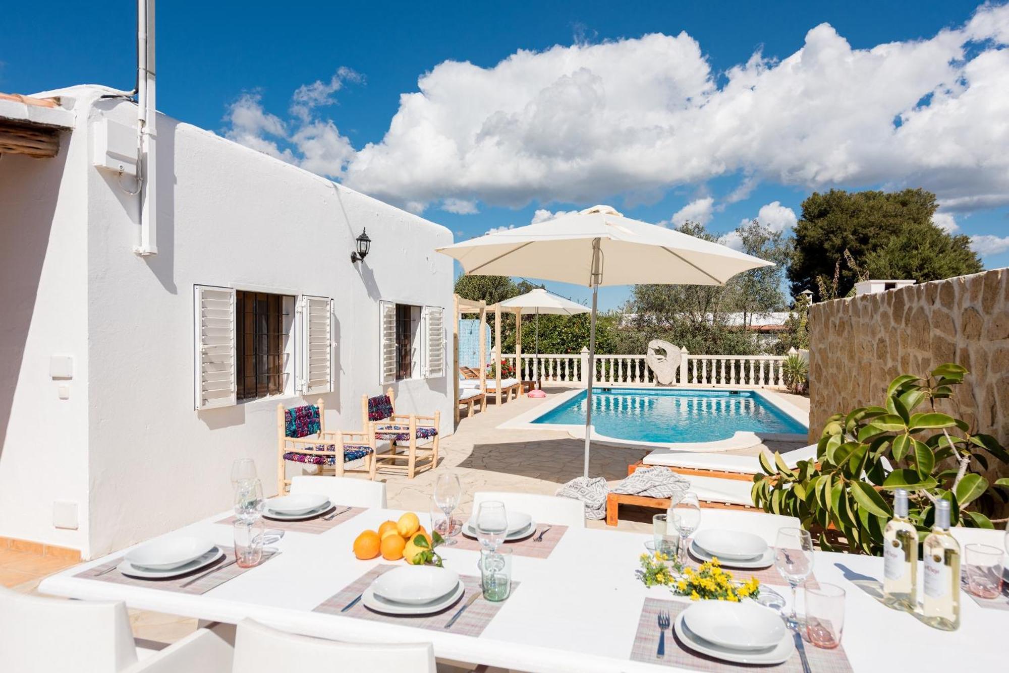 Authentieke Finca, Nabij Het Strand En Restaurants Villa Santa Eularia des Riu Luaran gambar