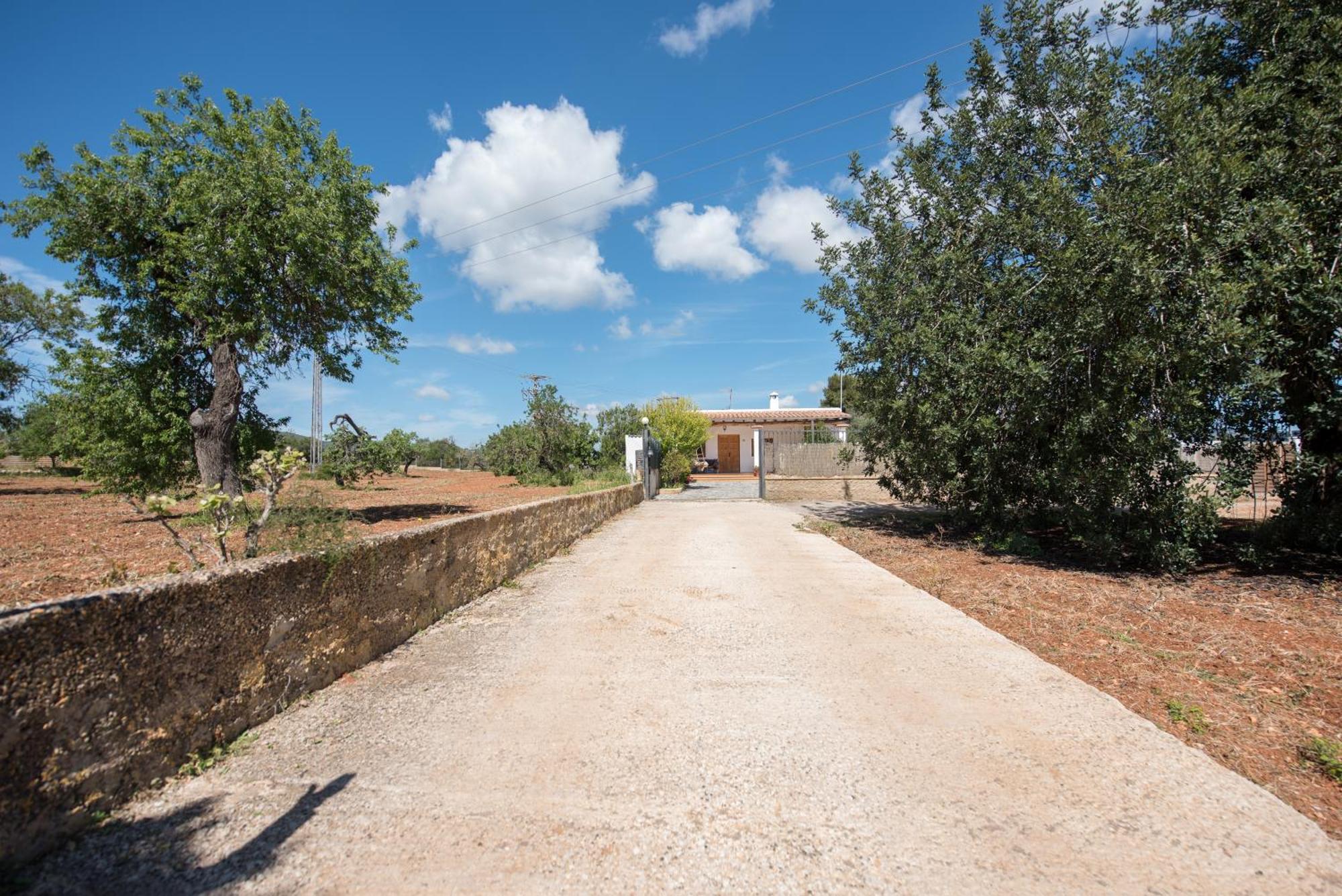 Authentieke Finca, Nabij Het Strand En Restaurants Villa Santa Eularia des Riu Luaran gambar